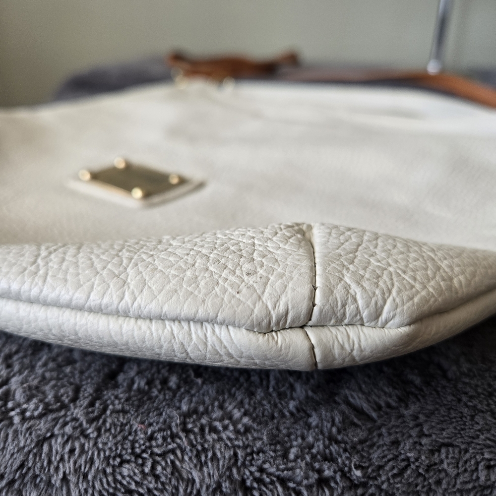 Valentina Italia Crossbody Bag  Off White - Picture 11 of 12